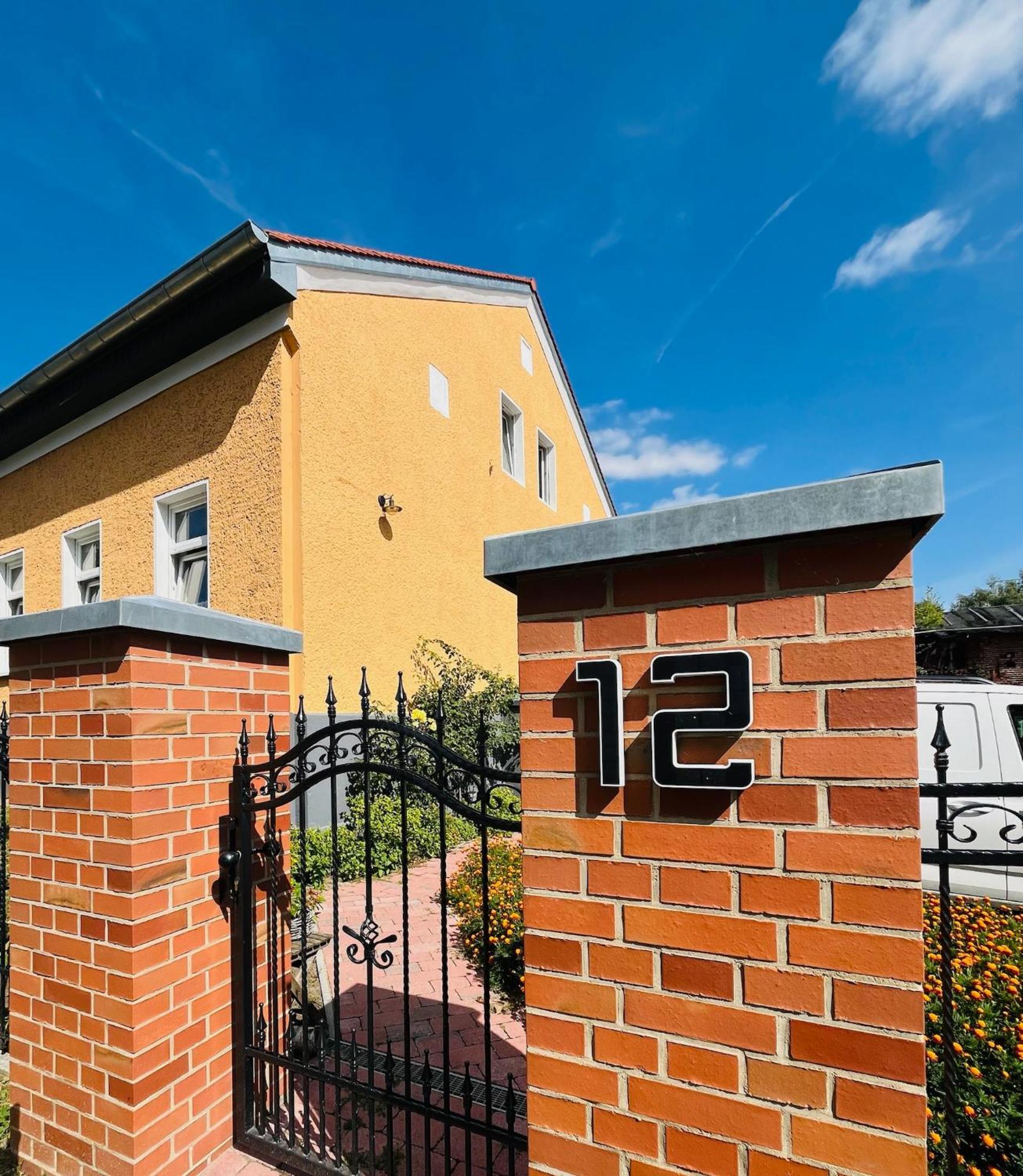 Gutshof Von Gemuenden Ferienwohnung 1 柏林附近贝尔瑙 外观 照片